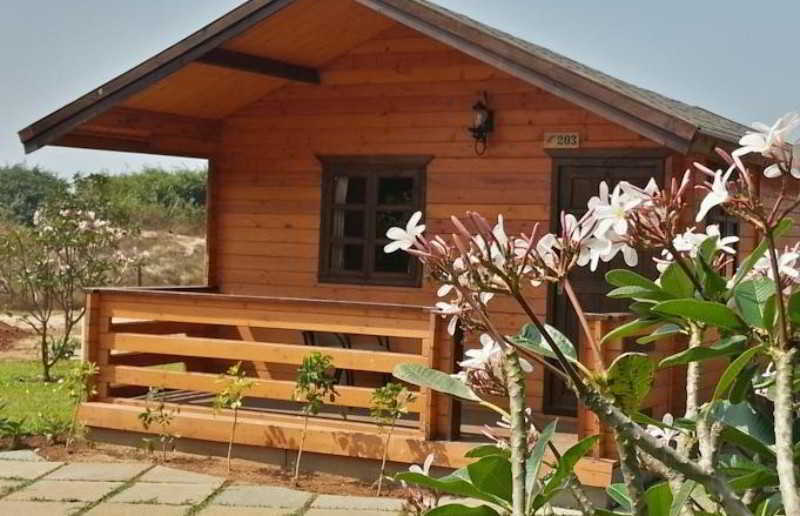 Beira Mar Beach Resort Benaulim Exterior foto